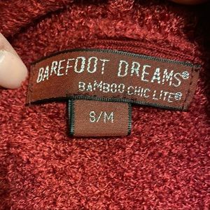S/M barefoot dreams tapered cardigan